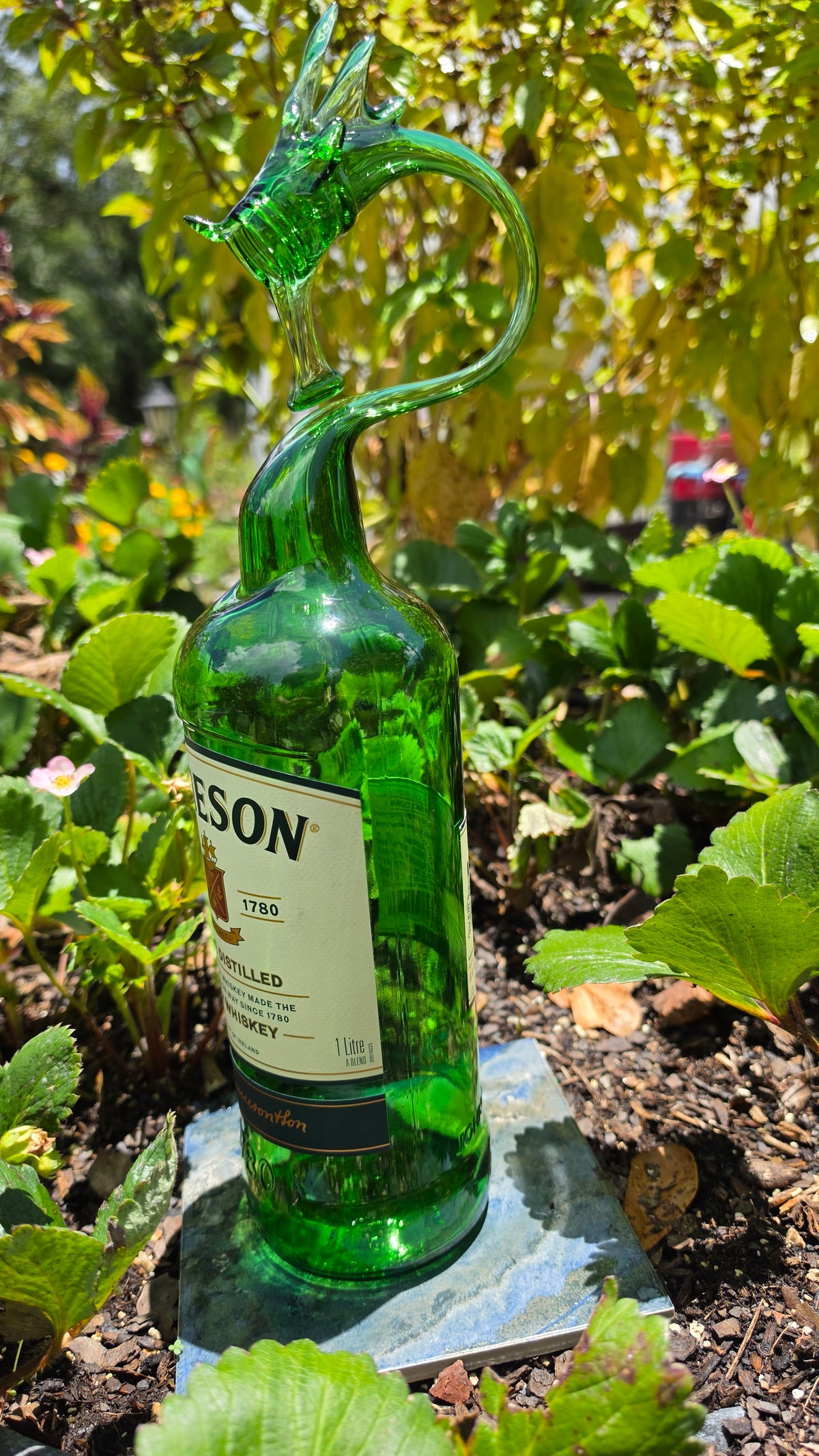 Bold Clear Glass Dragon Bottle Sculpture – Handcrafted Decorative Art