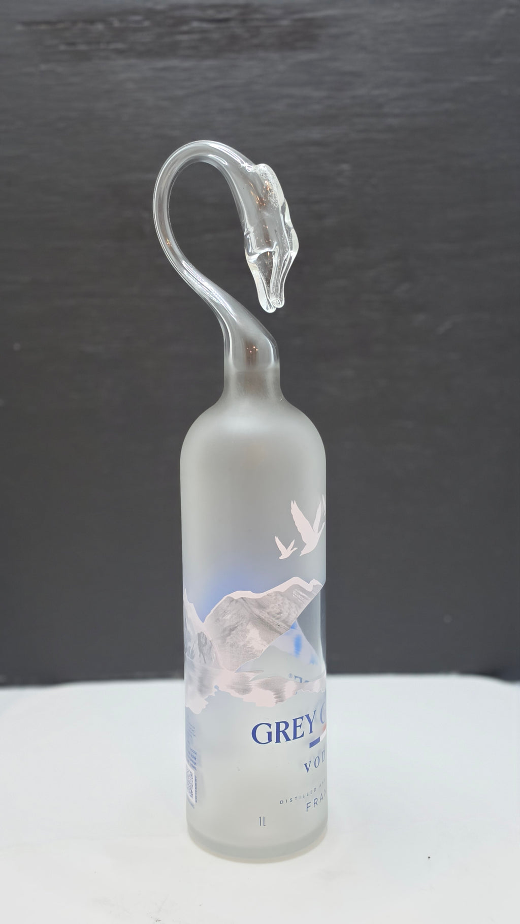 Gorgeous Goose Glass Bottle Sculpture — Handcrafted Collectible Art | Essenar