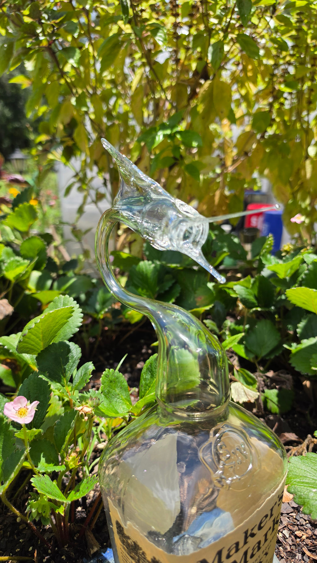 Commanding Glass Marlin Bottle Sculpture – Handcrafted Decorative Art