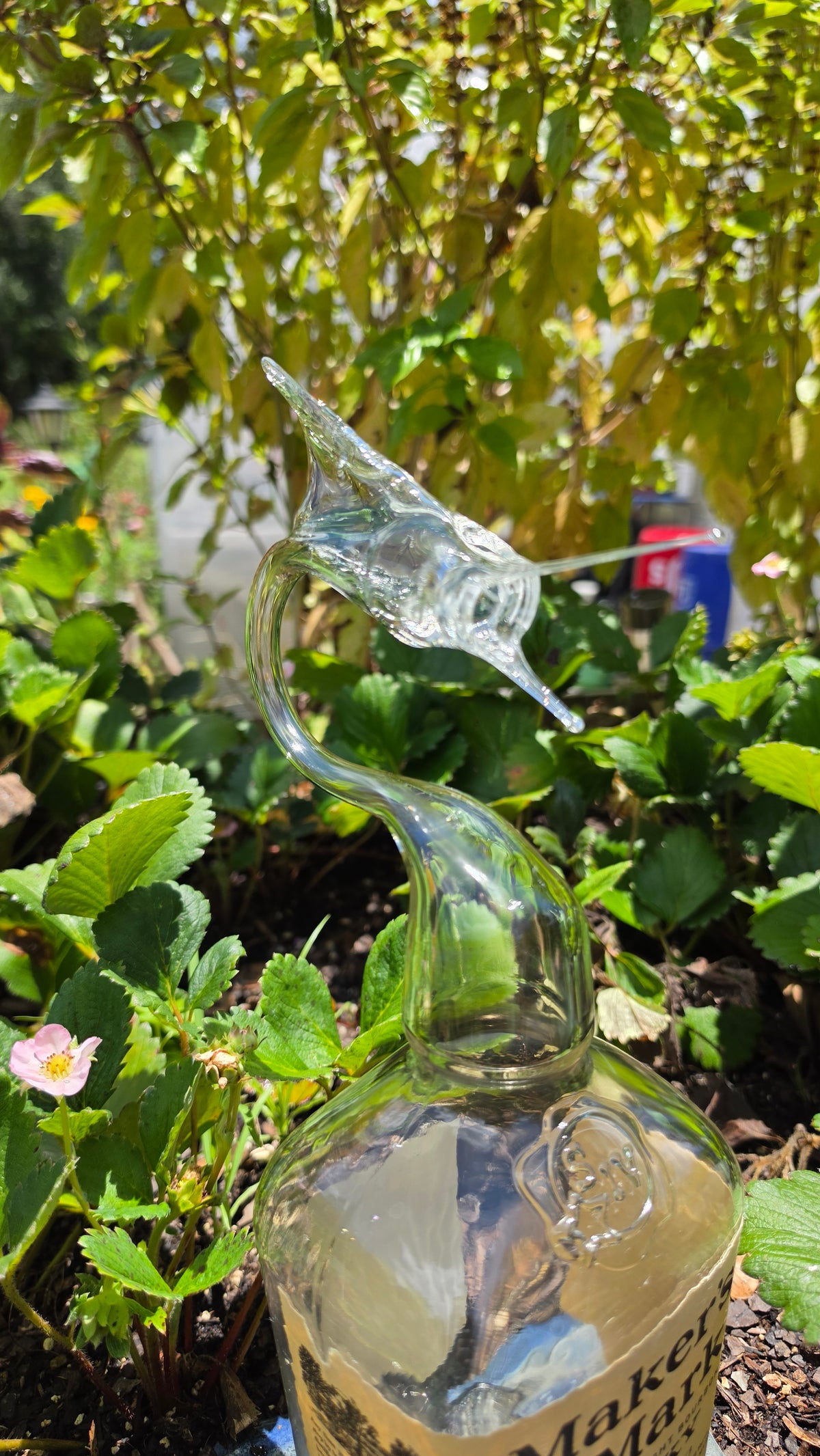 Commanding Glass Marlin Bottle Sculpture – Handcrafted Decorative Art
